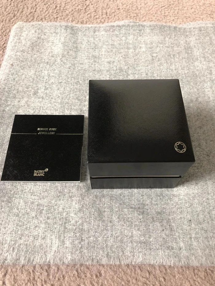 Bracelet en cuir Montblanc neuf - photo numéro 12