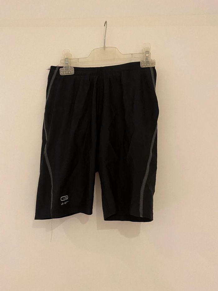 Short collant