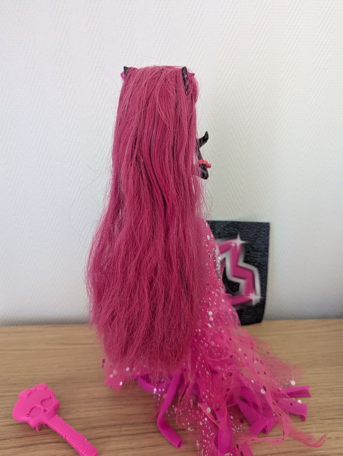 Poupée Monster high catty ghoul's night complète - photo numéro 6