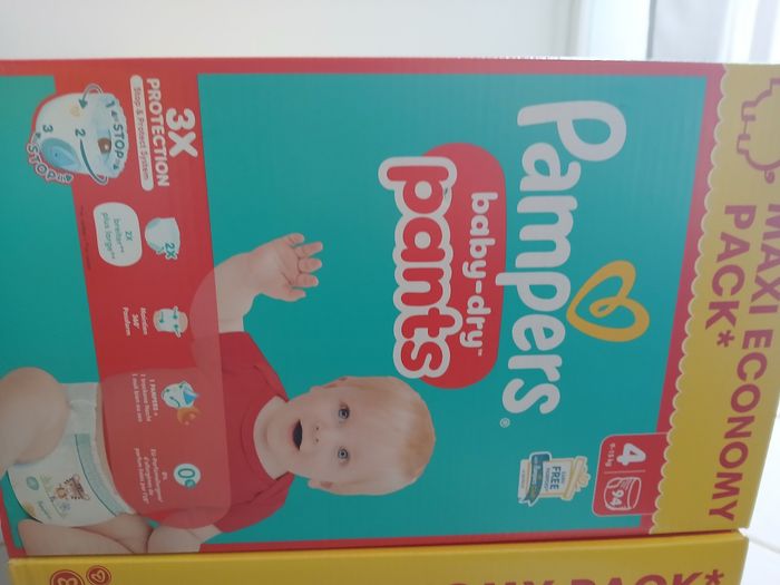 Lot 2 cartons pants pampers T4  (2×94 pants ) - photo numéro 3
