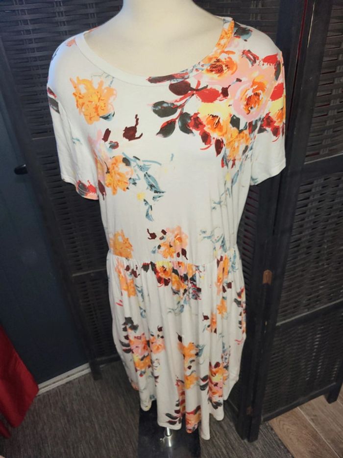 Robe fleurie XXL - photo numéro 2