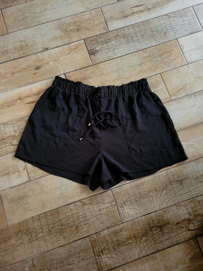 Short noir femme taille 4XL 52-54 - photo numéro 2