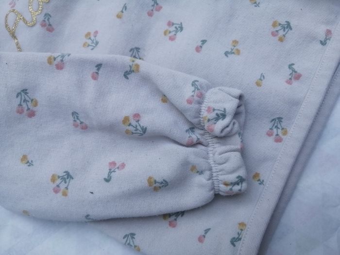 Sweat taille 3ans - photo numéro 2