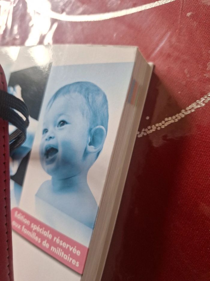 Livre guide je protege mon enfant - photo numéro 4