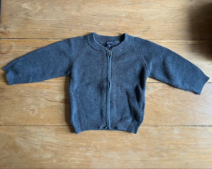 Gilet Kiabi 12 mois - photo numéro 2