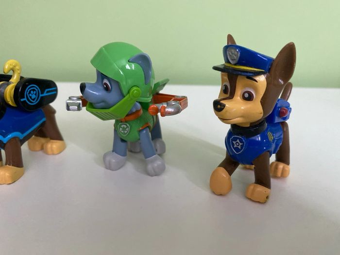 Lot de personnes pat patrouille - photo numéro 2