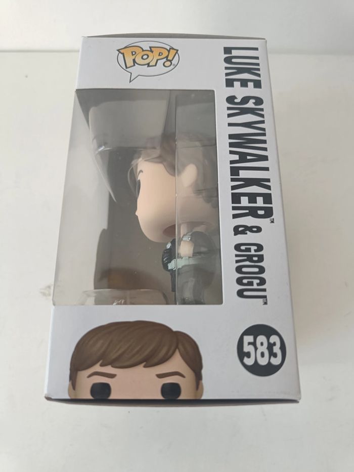 Funko Pop! Star Wars N° 583 Luke Skywalker & Grogu - photo numéro 2