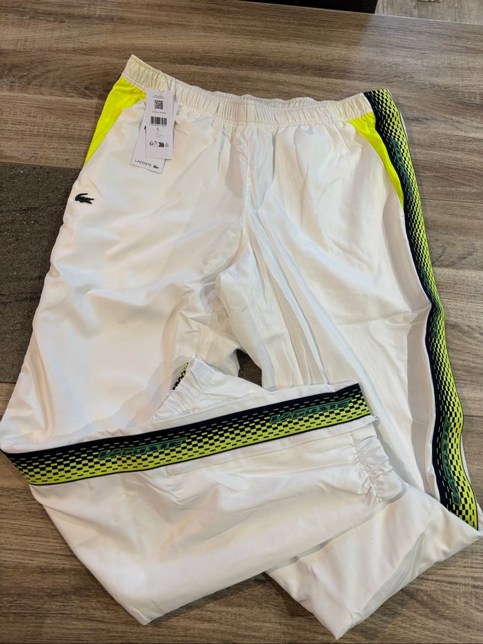 Pantalon survêtement Lacoste  taille L - photo numéro 2