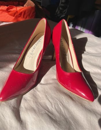 Escarpins rouges vernis