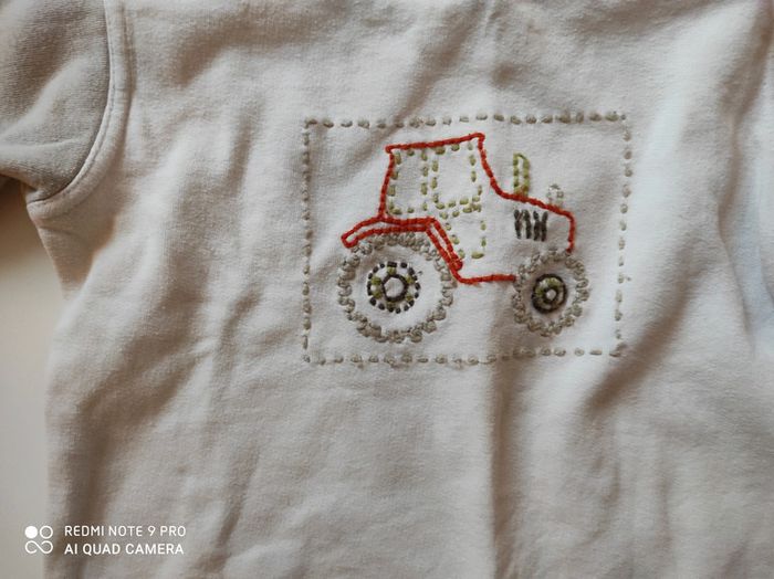 T shirt épais 2 ans - photo numéro 2