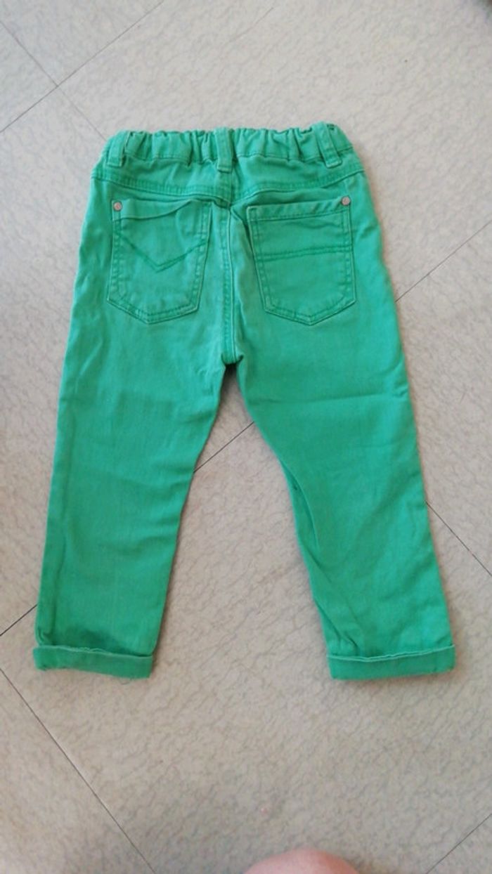 Joli pantalon vert 12m - photo numéro 2