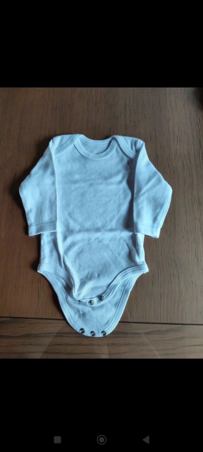 Lot de 4 bodies manches longues 3 mois - photo numéro 7