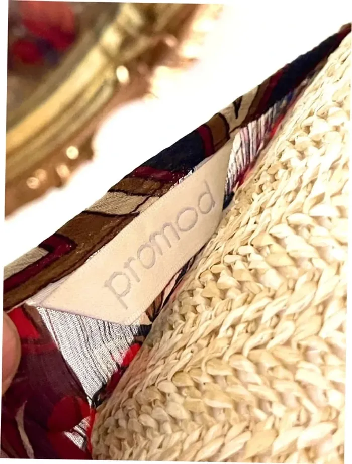 Sublime tunique léger décolleté en V motif géométrique - photo numéro 6