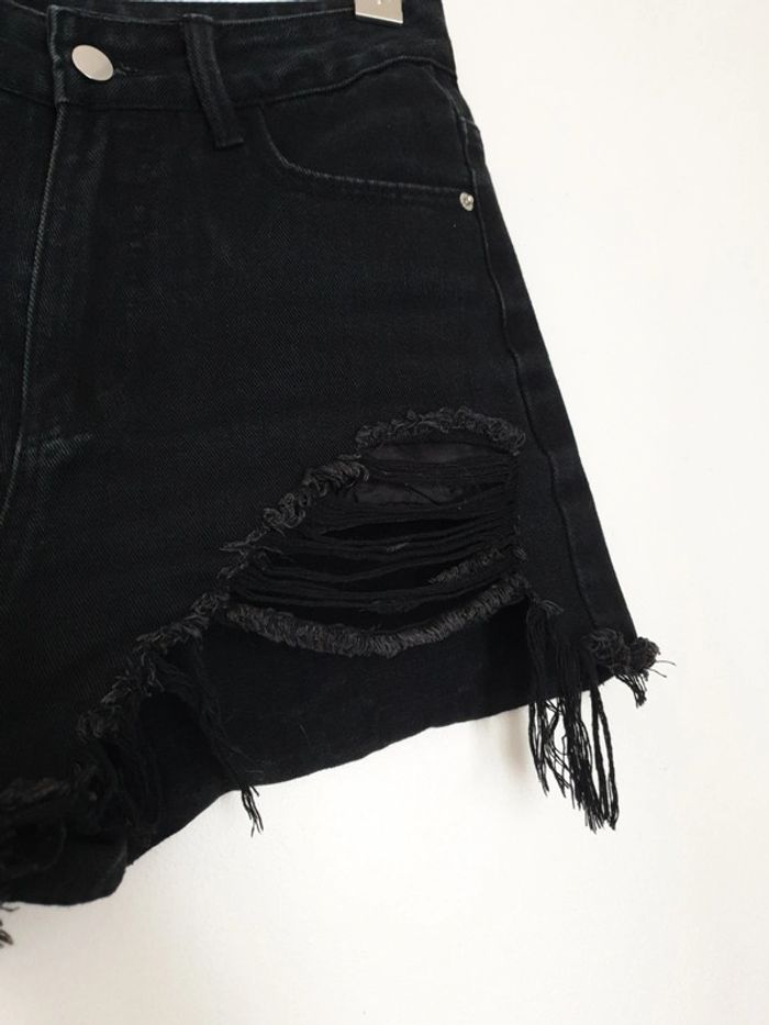 Short jean poches étoiles - photo numéro 2