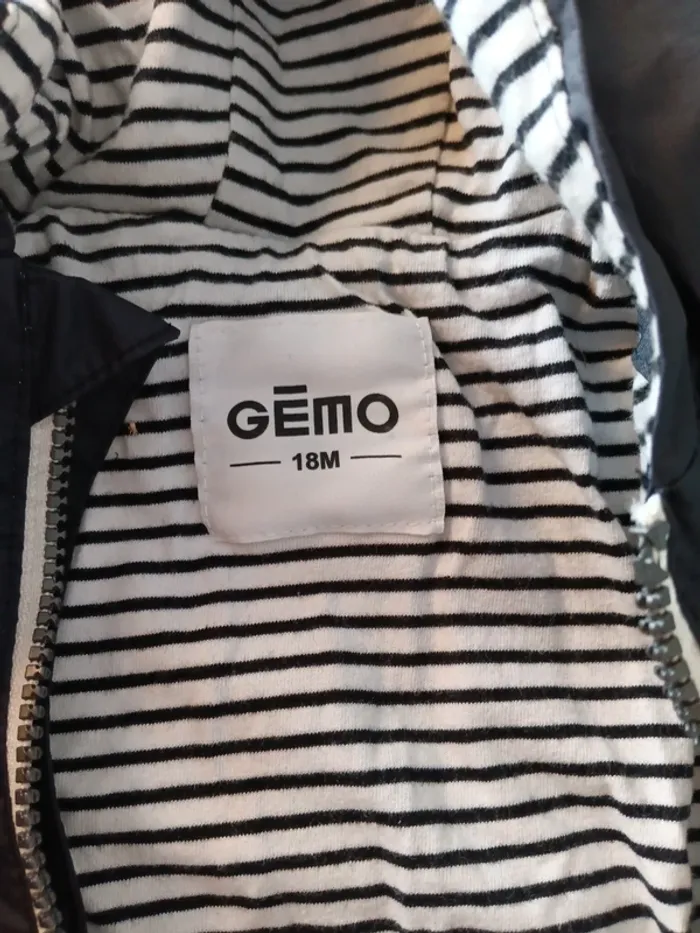 Veste coupe vent 18mois - photo numéro 2