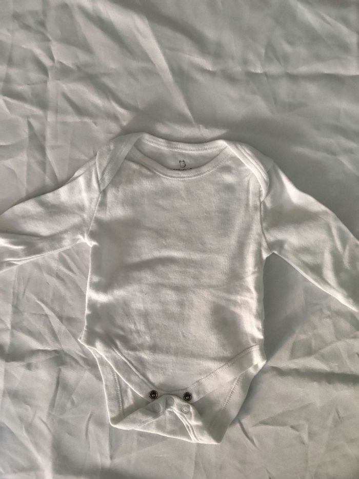Bodies bébé manches longues / 1 mois - photo numéro 3