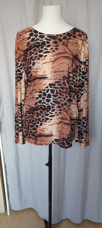 Très beau haut femme T XL/XXL 