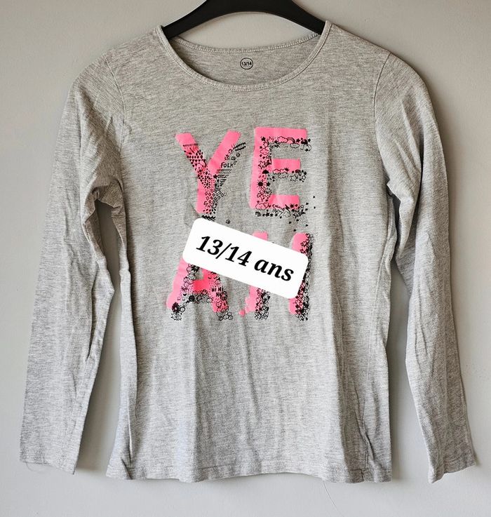 Pull t-shirt longues manches