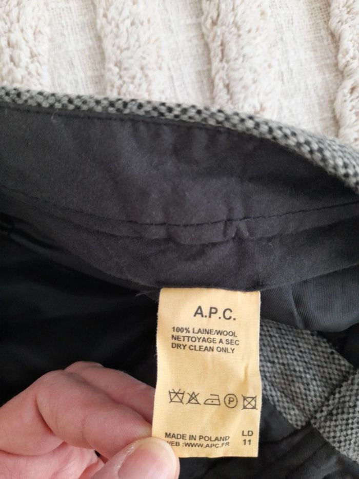 Short long / bermuda 100 % Laine gris chiné A.P.C. taille 38 - photo numéro 4