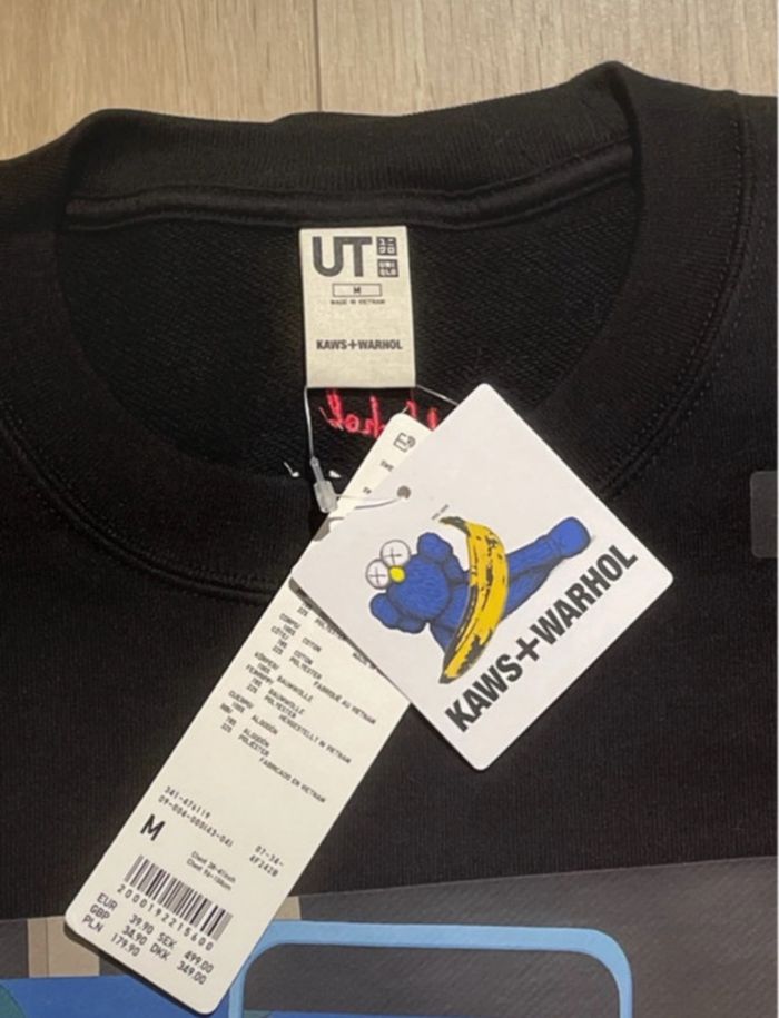 Pull taille M kaws + warhol x uniqlo unisexe - photo numéro 3