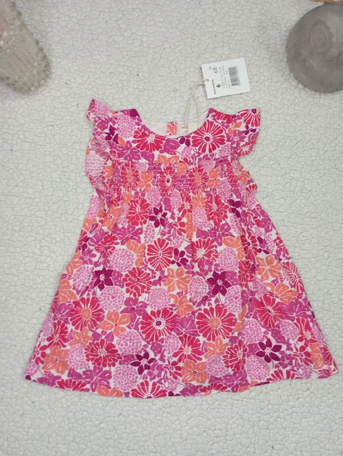 Robe fleurie dpam 6m - photo numéro 2