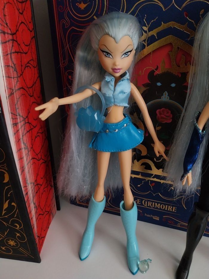 Poupée Icy Trix Winx Club 2004 Rainbow Mattel Rare - photo numéro 6