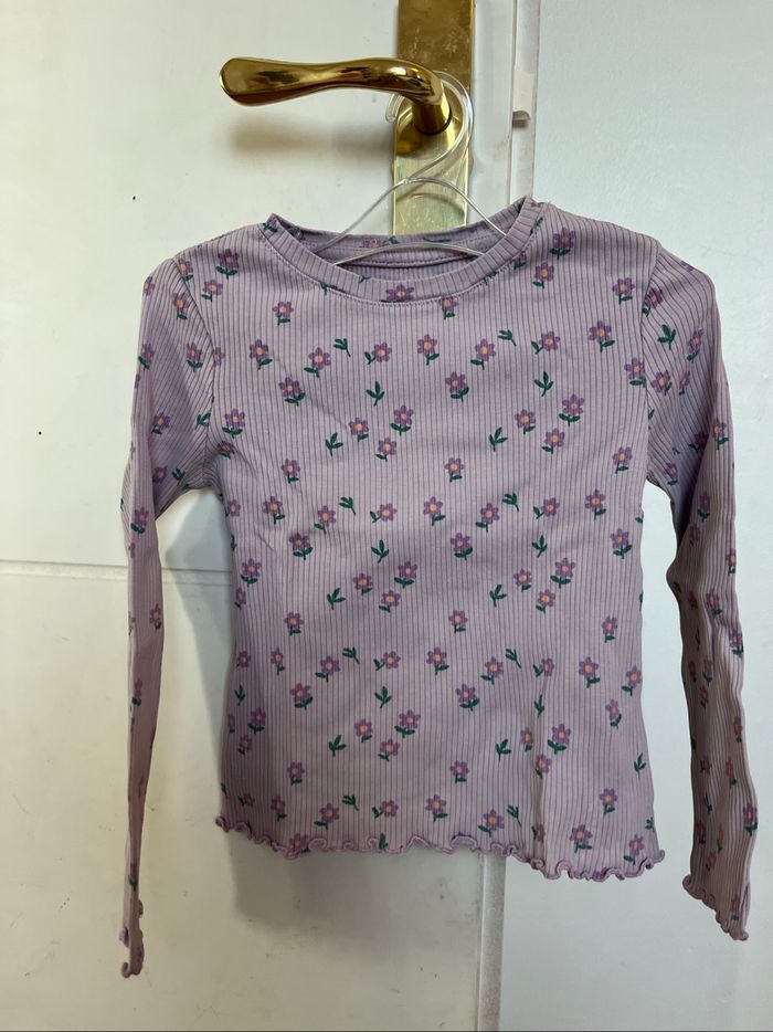 T-shirt Kiabi violet fleurs