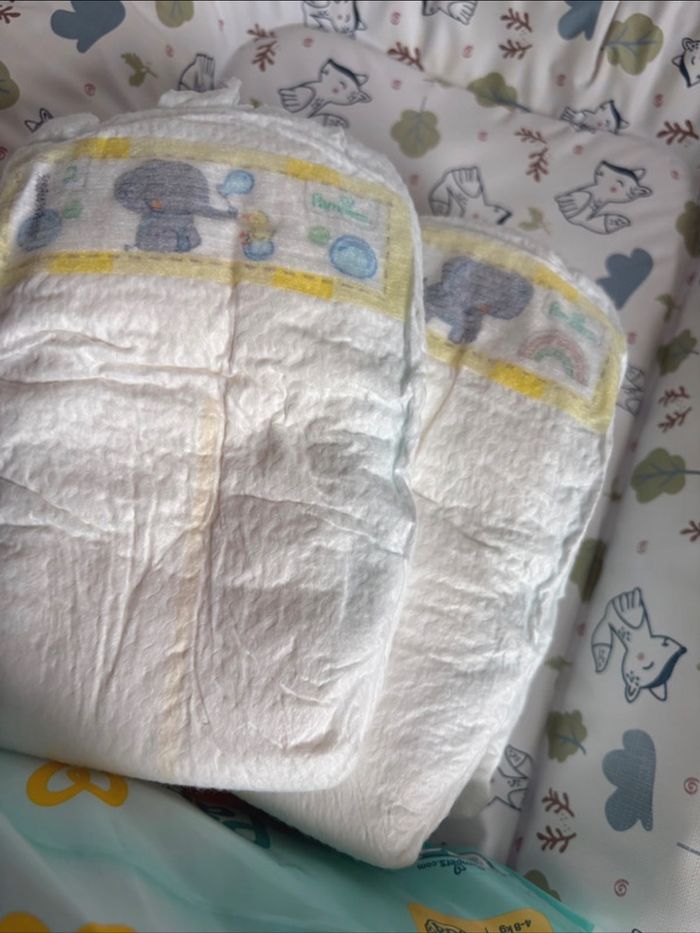 Couches Pampers Premium Protection – Taille 2 – 27 unités - photo numéro 3