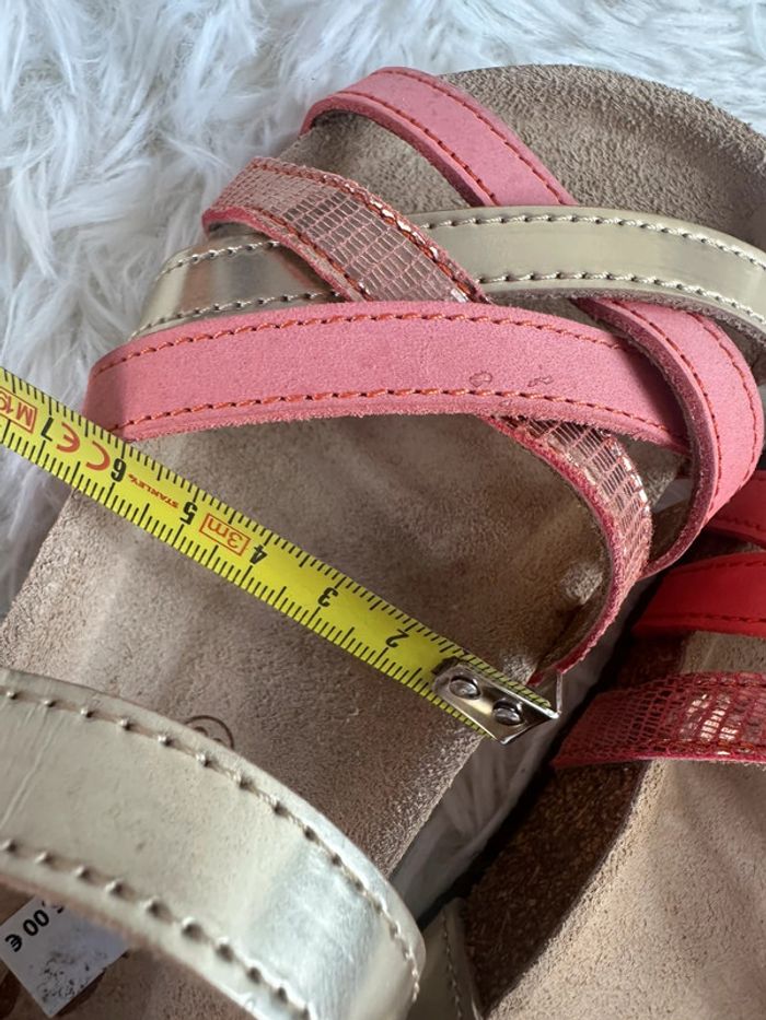 Paire de sandales Reqins taille 30 - photo numéro 8