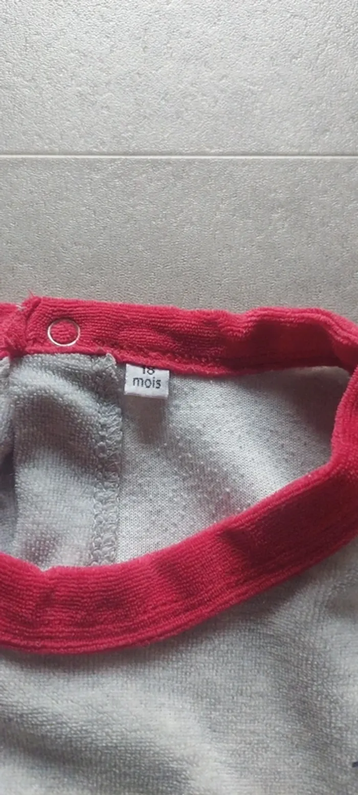 Pyjama velours 18 mois - photo numéro 3