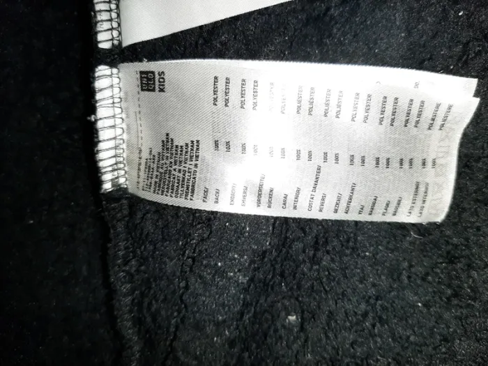 Tres jolie veste Uniqlo noire 3 ans - photo numéro 4