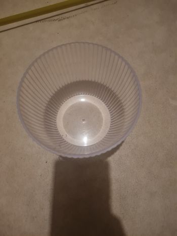 Pot en plastique