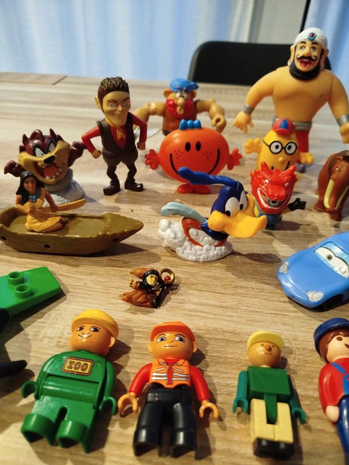 Lot jouets figurines - photo numéro 3