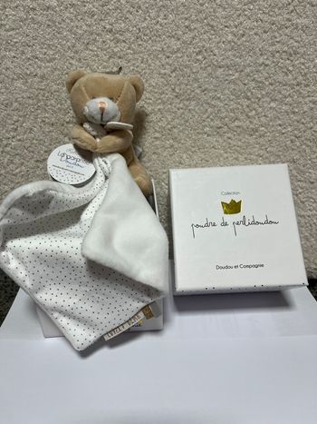 Doudou et compagnie neuf avec étiquette