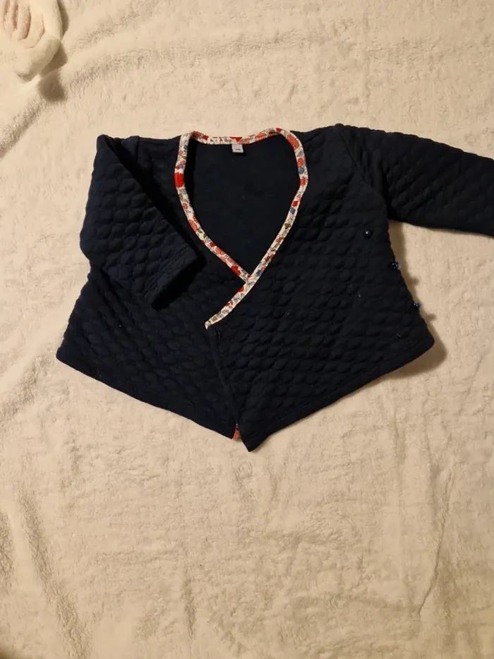 Gilet jolis boutons 3 mois