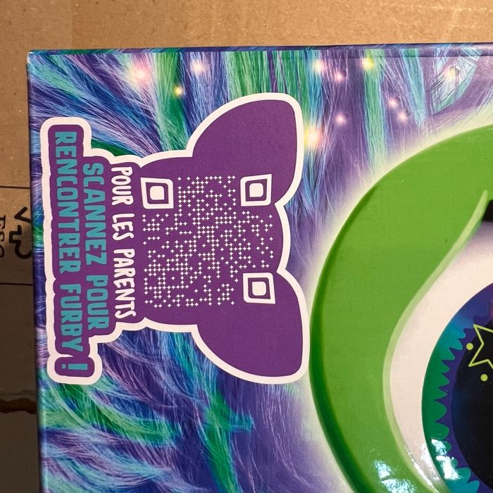 Furby Galaxie Aurore , peluche interactive brille dans le noir - photo numéro 9