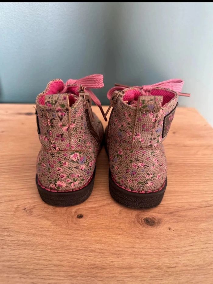 Chaussures T22 - photo numéro 3
