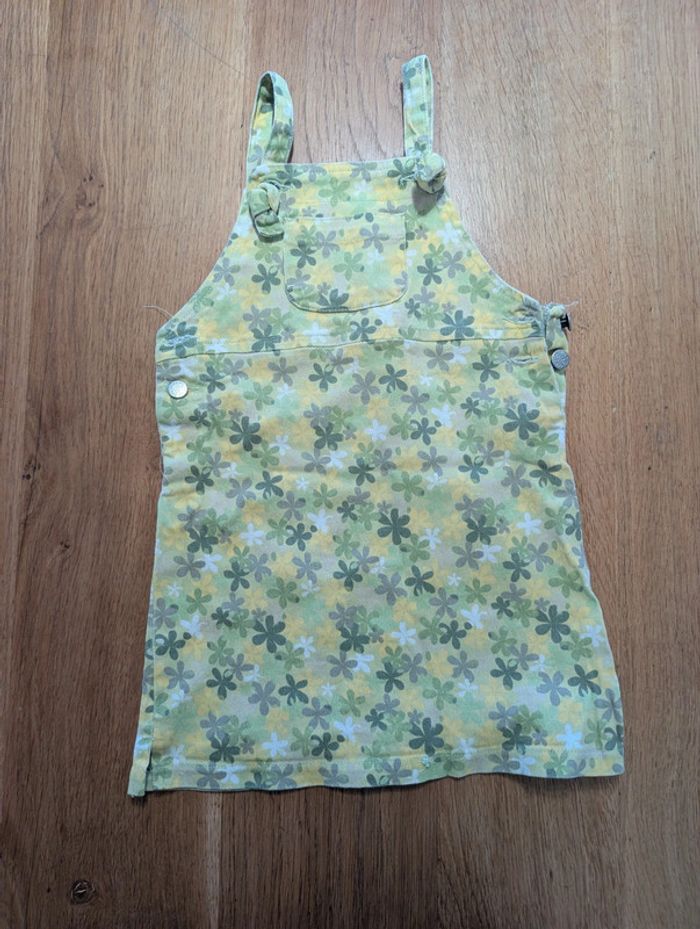 Robe jean à bretelles imprimé fleurs jaune et verte