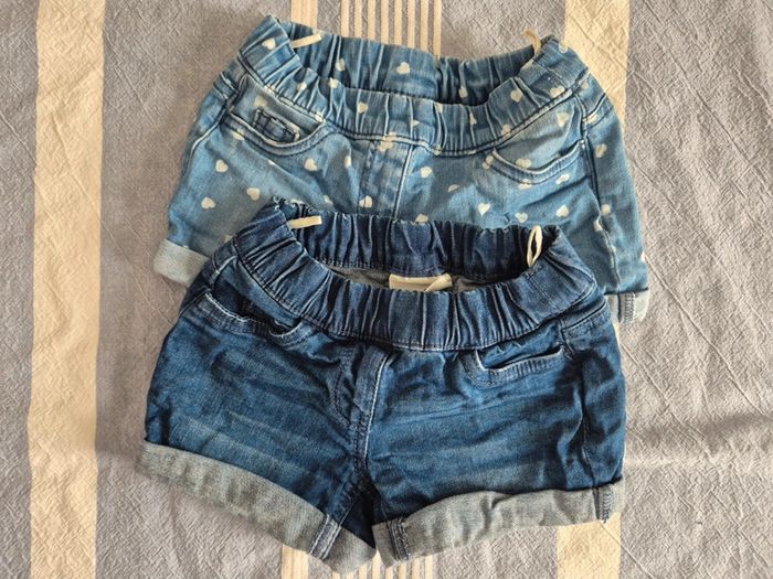 Lot de 2 shorts en jean 3 ans