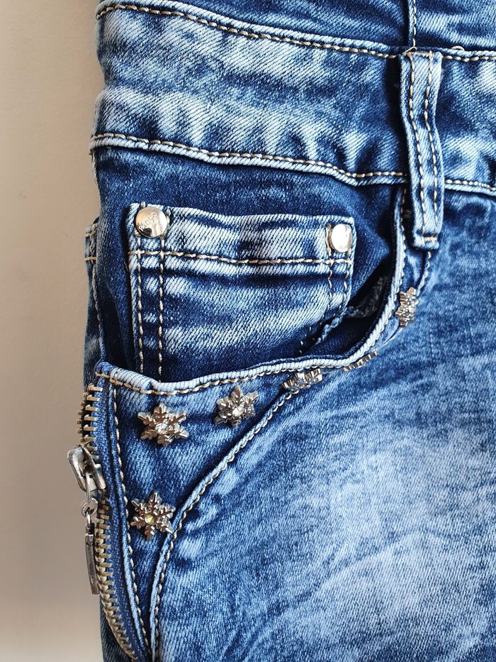 Short jeans  fille 14 ans (XS) - photo numéro 3