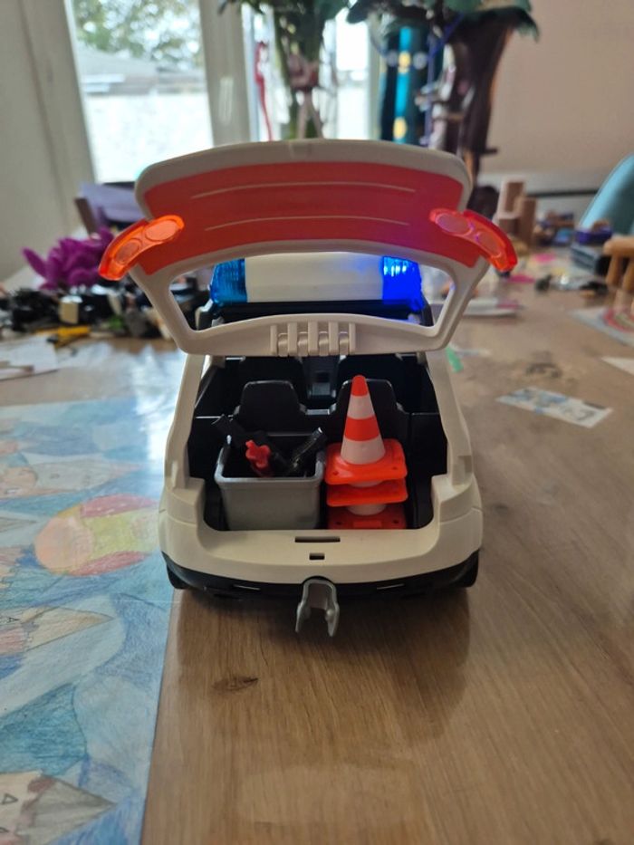 Poste de Police Playmobil 71602 Complet - photo numéro 3