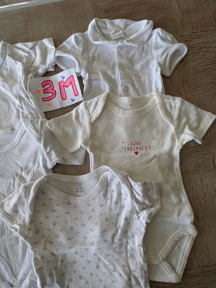 Lot bodies body été 3 mois ref 3M A - photo numéro 3