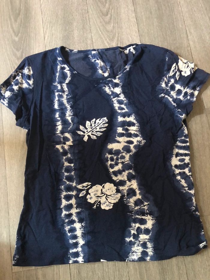 Tee shirt, fleur - photo numéro 2