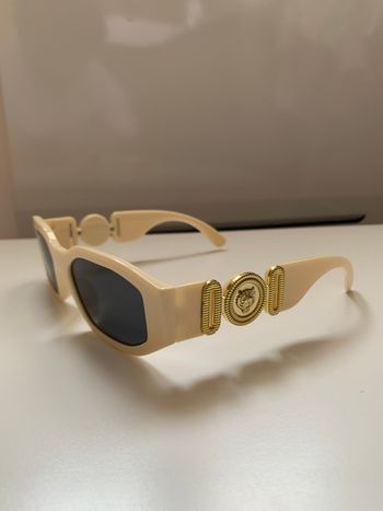 Lunettes de soleil
