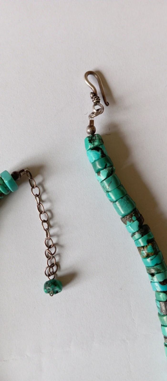Collier ras du cou en perles de turquoise - photo numéro 5