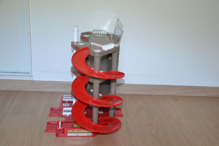 Super Garage Total 4 niveaux - photo numéro 3