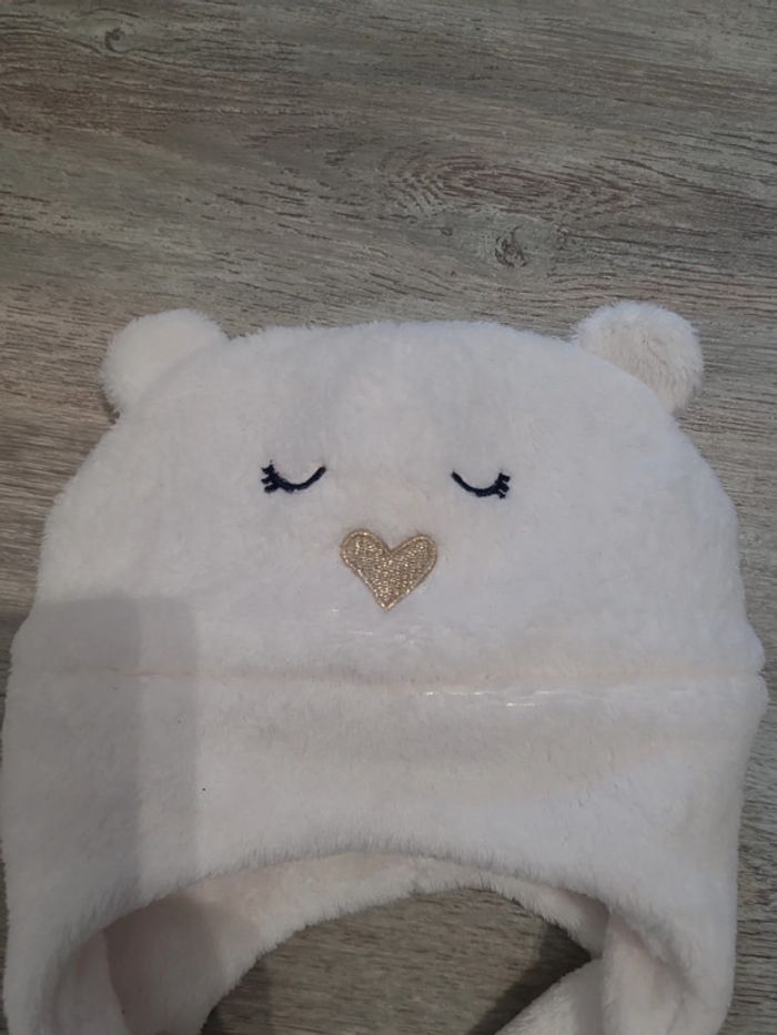 Bonnet chaud blanc avec oreilles - photo numéro 2