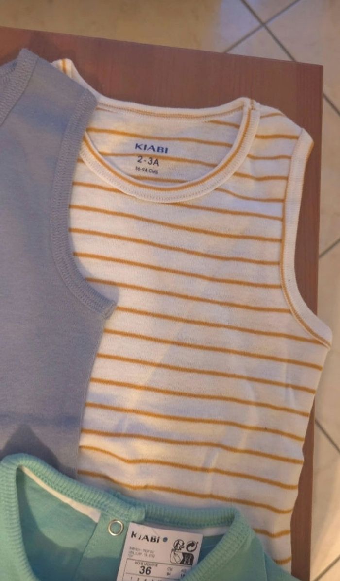 (Neufs non portés)🏷🥰💙 lot maillots de corps /débardeurs 36mois/3ans garçon 🥰💙 - photo numéro 5