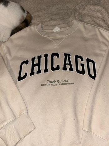 sweat-shirt