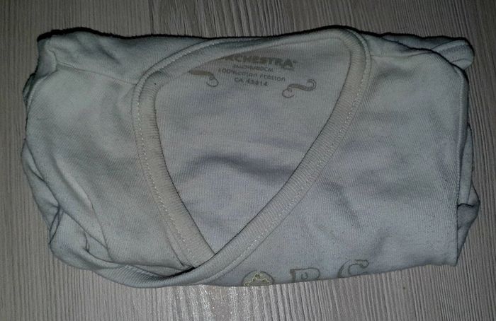 Lot bodies bébé mixte - photo numéro 2